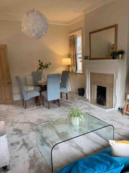 Garden Apartment, Central Harrogate With Parking Екстериор снимка